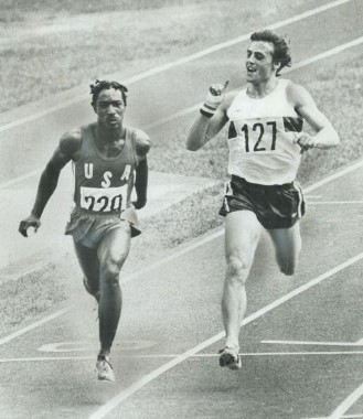 Image of Harvey Glance sprinting with Peter Petrov
